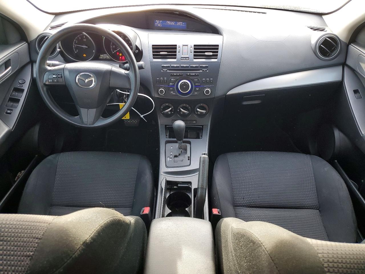 Mazda 3 I