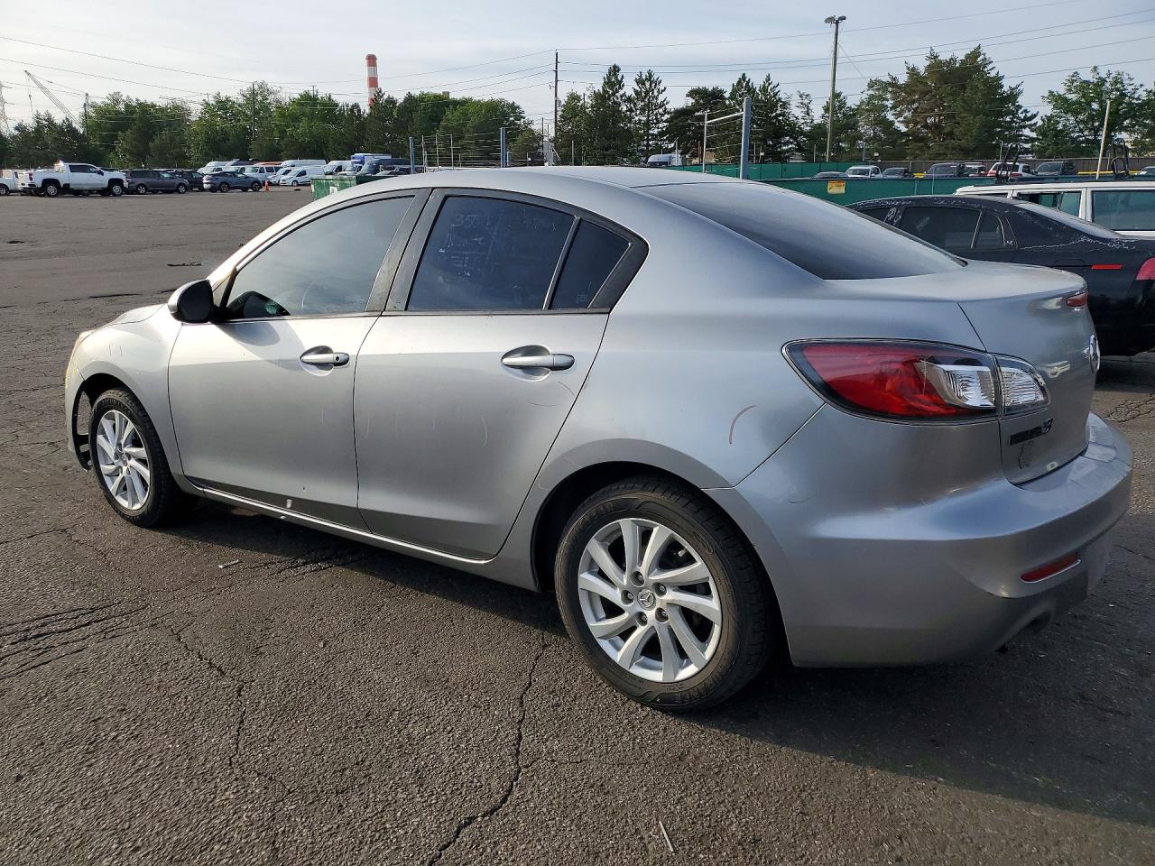 Mazda 3 I