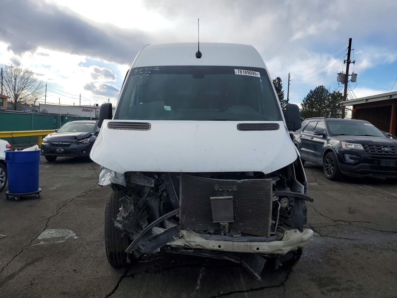 Mercedes-Benz Sprinter 2500