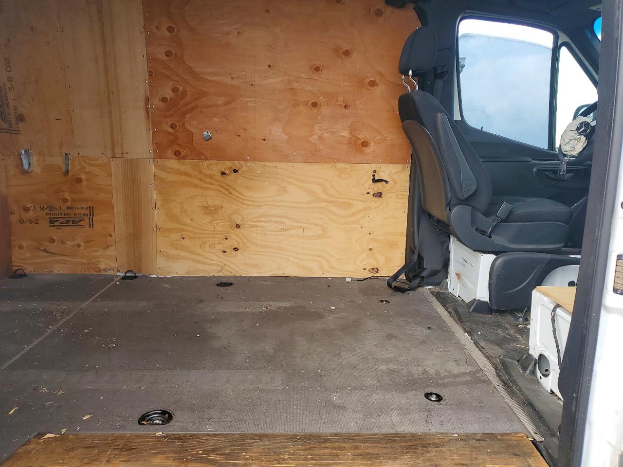 Mercedes-Benz Sprinter 2500