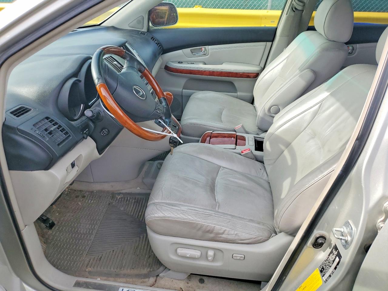 Lexus RX 330