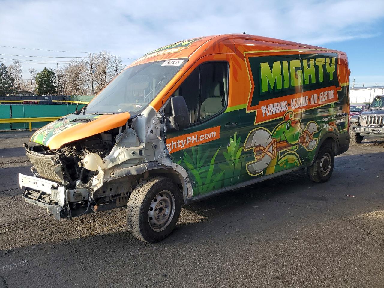 Salvage Ford Transit Image