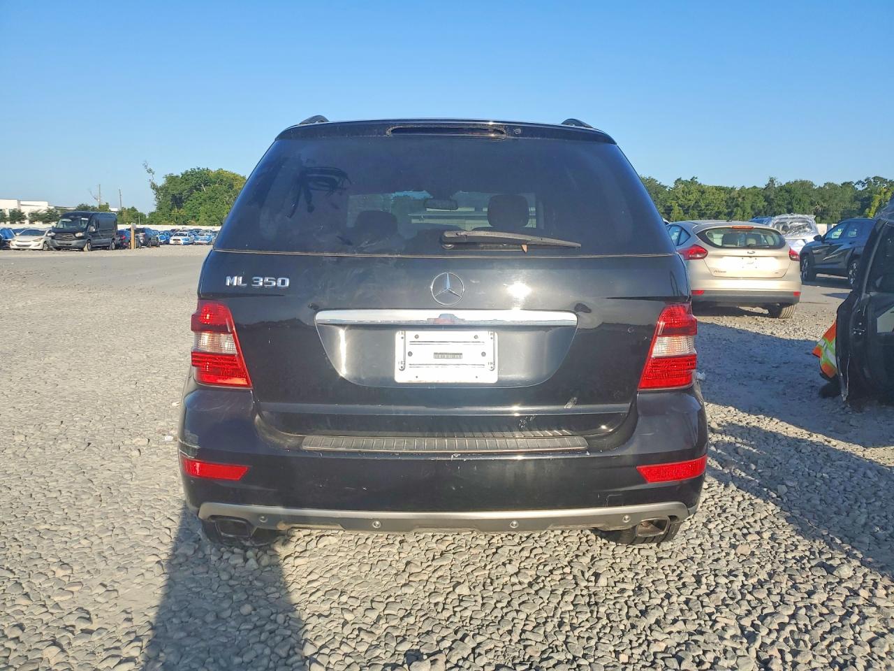 Mercedes-Benz M-Class 350