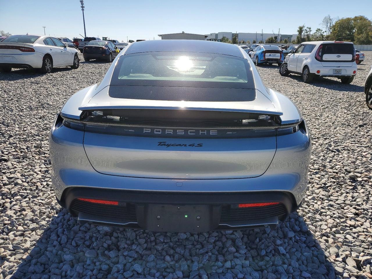 Porsche Taycan 4s