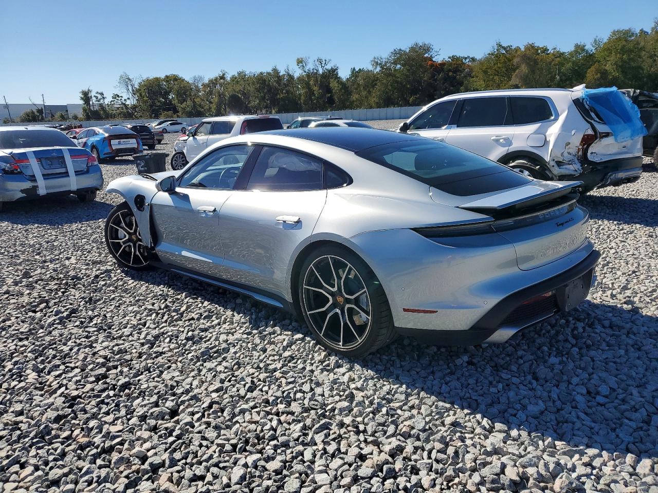 Porsche Taycan 4s