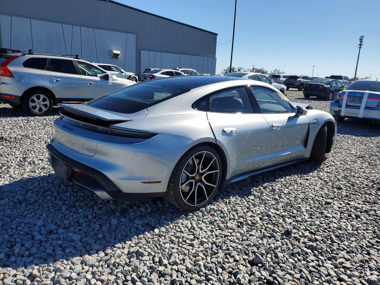 Porsche Taycan 4s