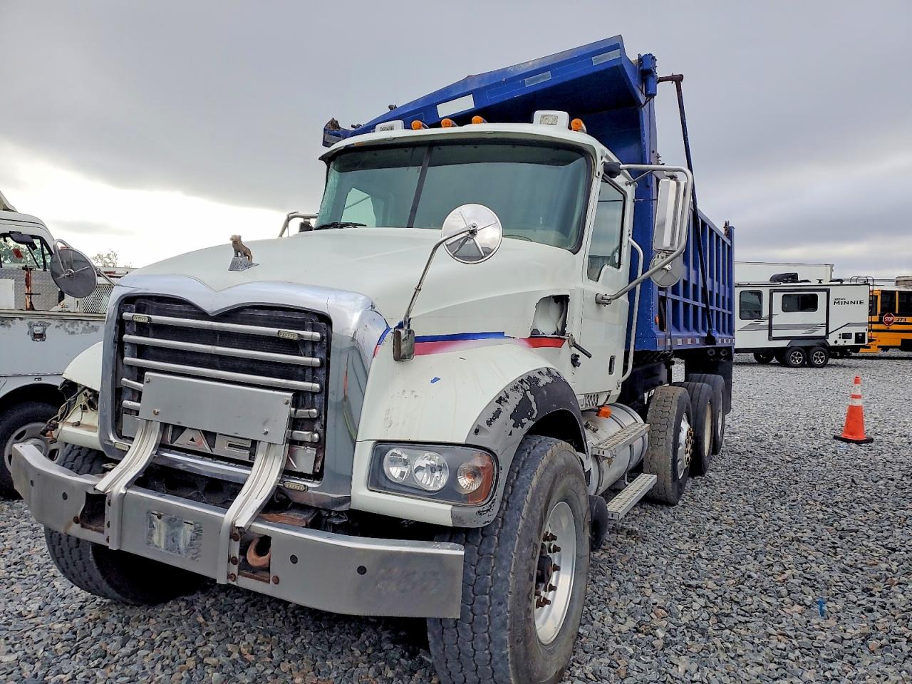 Mack Gu713