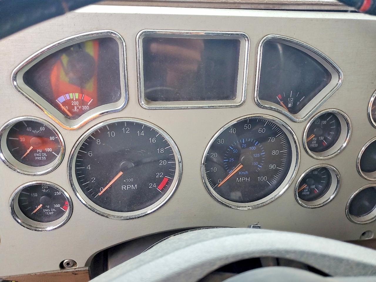 Mack Gu713