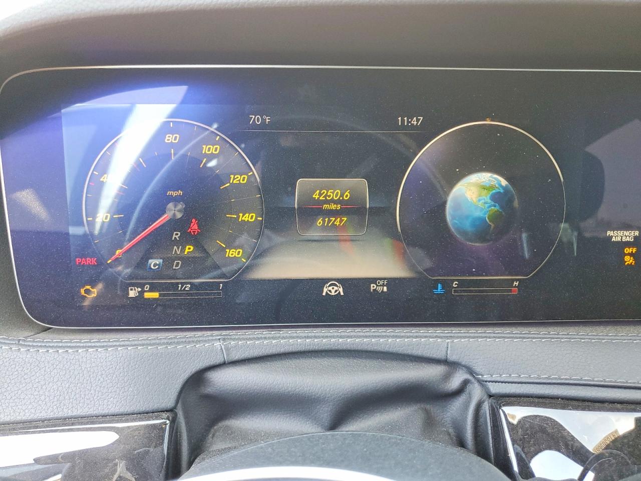 Mercedes-Benz S-Class 560
