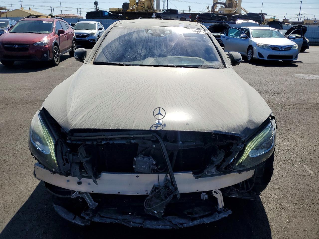 Mercedes-Benz S-Class 560