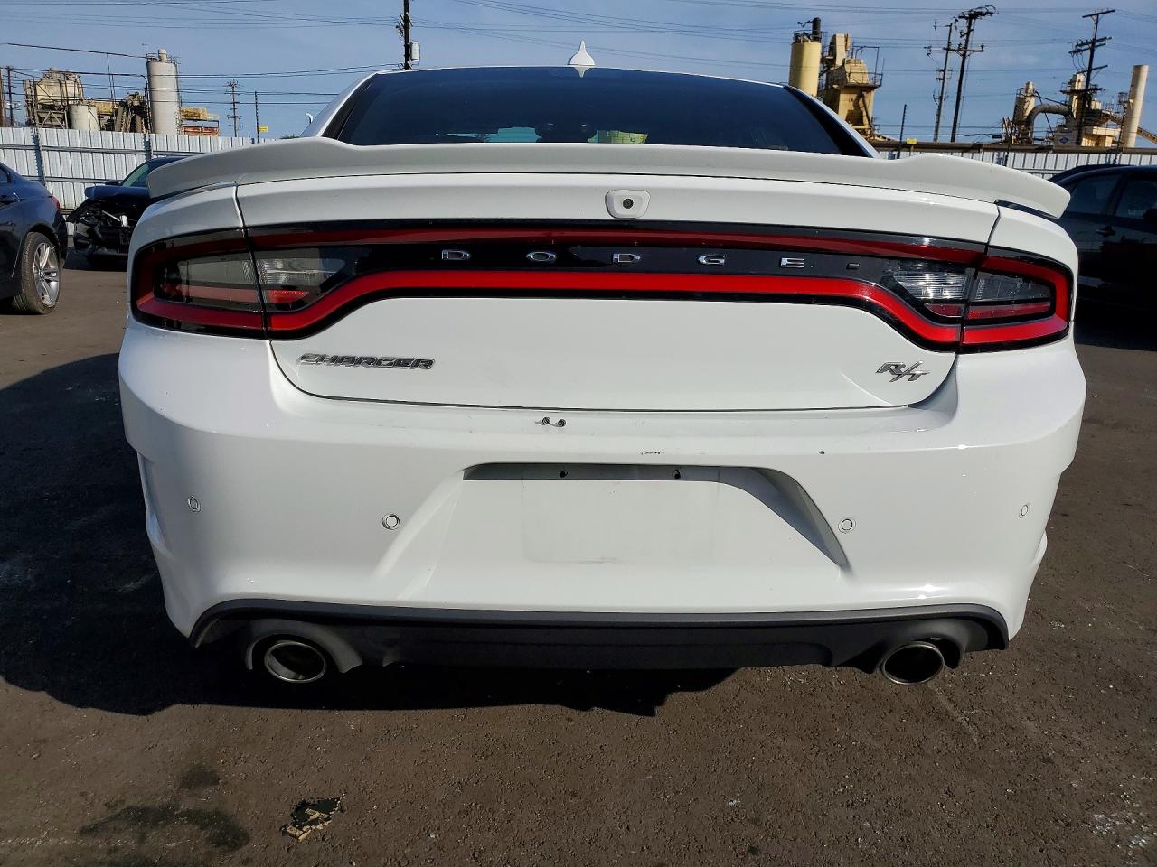 Dodge Charger R