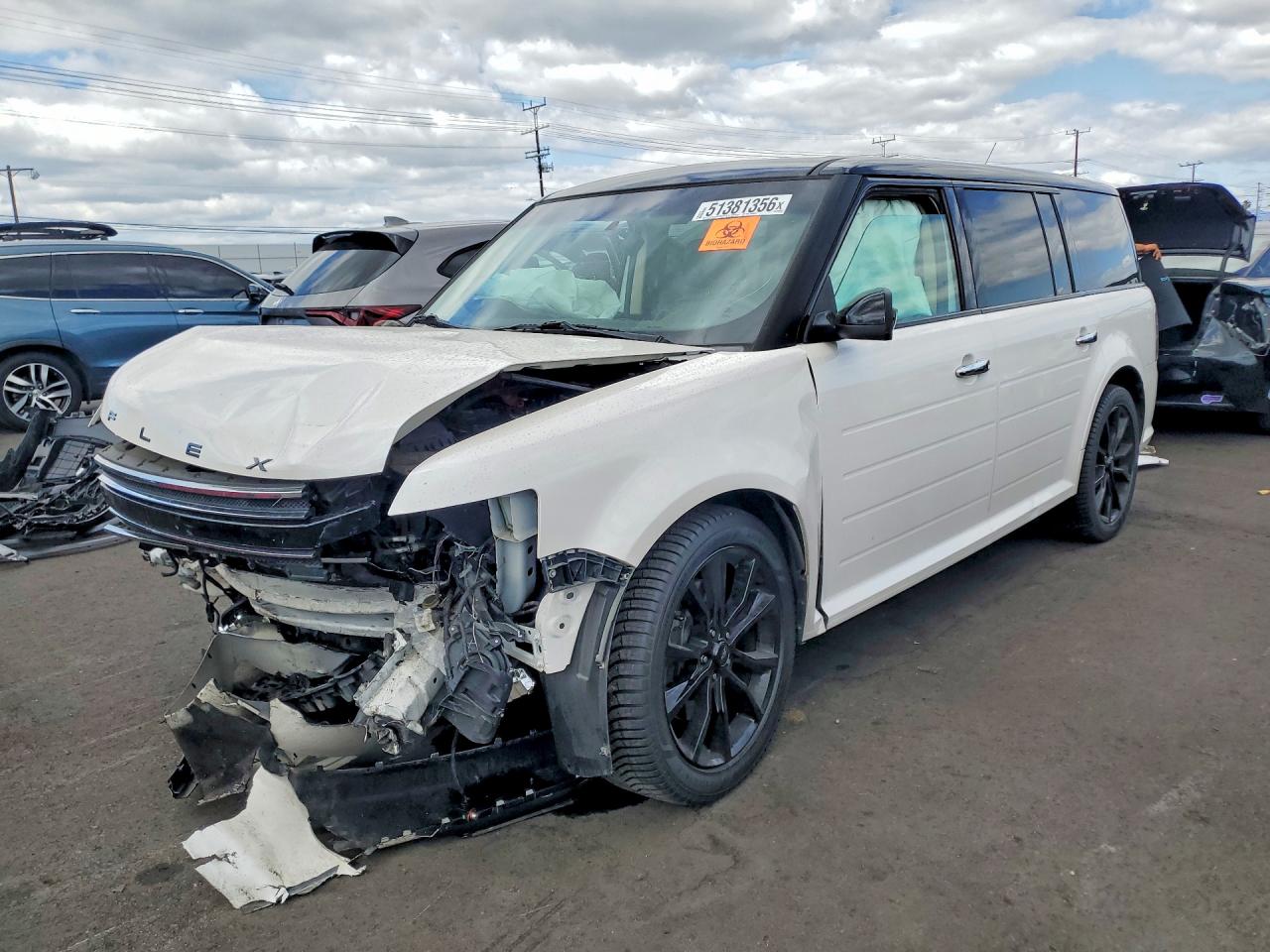 Salvage Ford Flex Image