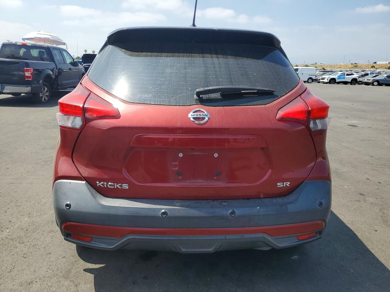 Nissan Kicks Sr