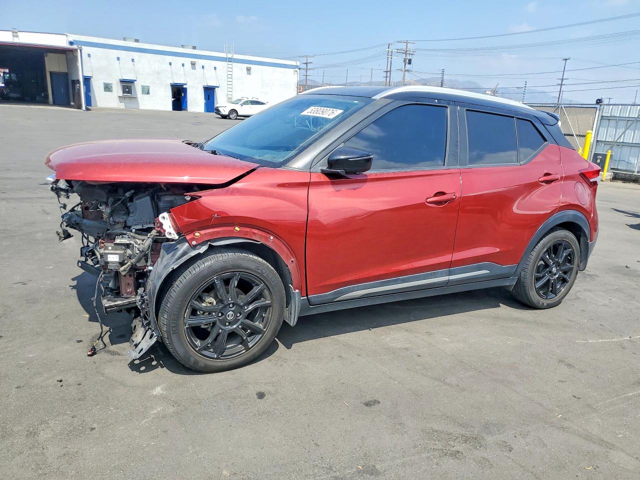 Salvage Nissan Kicks Image