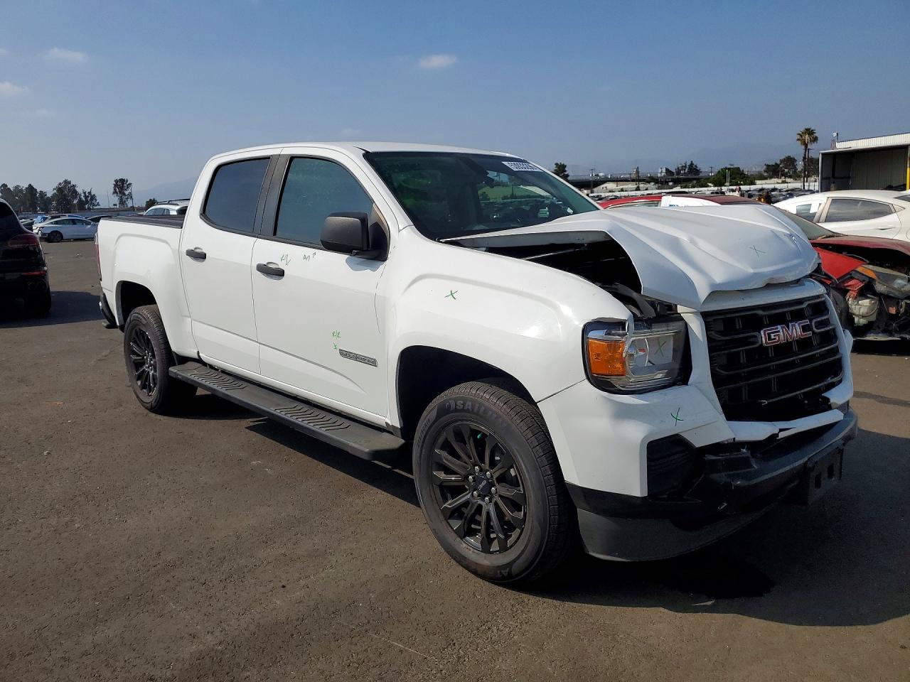 GMC Canyon Elevation