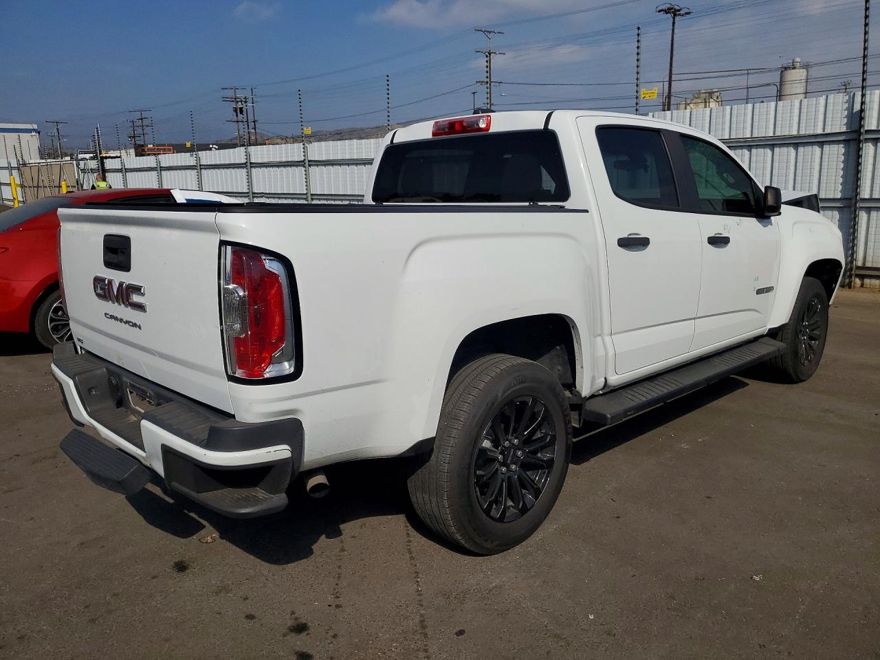 GMC Canyon Elevation
