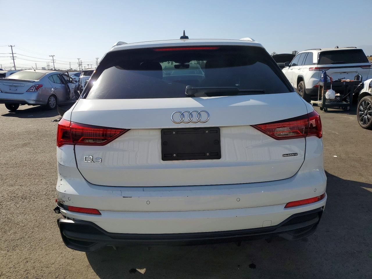 Audi Q3 Premium Plus S Line 45