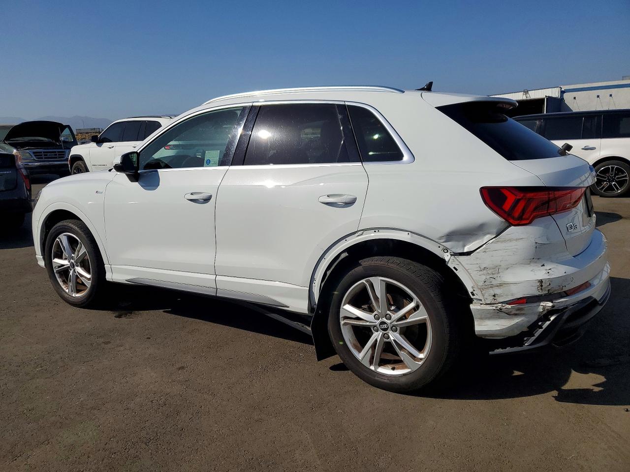 Audi Q3 Premium Plus S Line 45