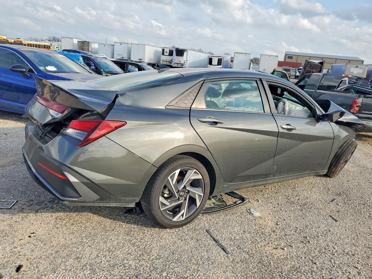 Hyundai ELANTRA Sel Sport