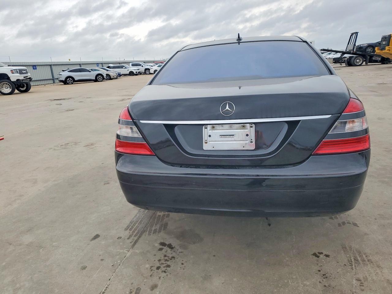 Mercedes-Benz S-Class 550 4matic