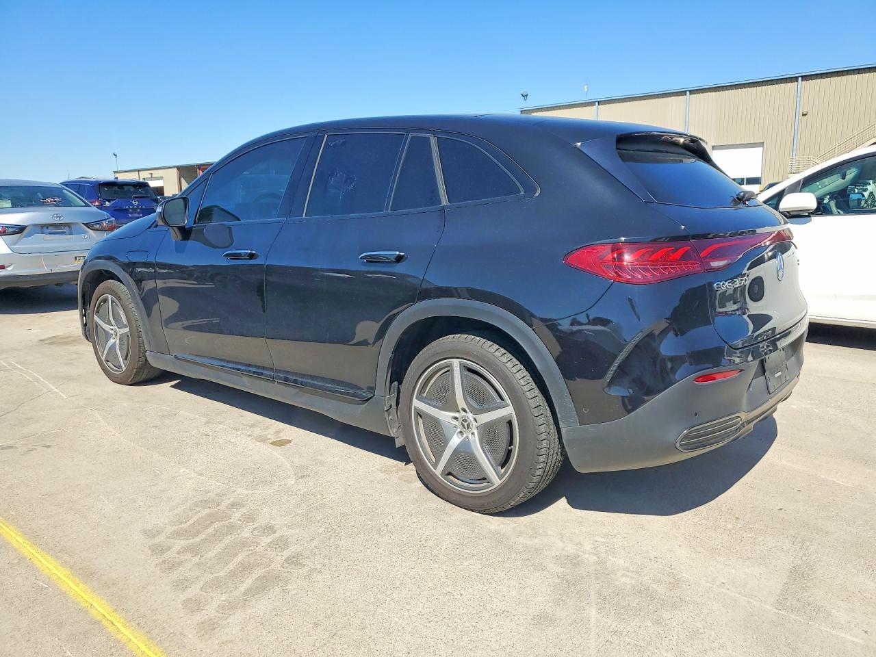 Mercedes-Benz EQE 350 4matic