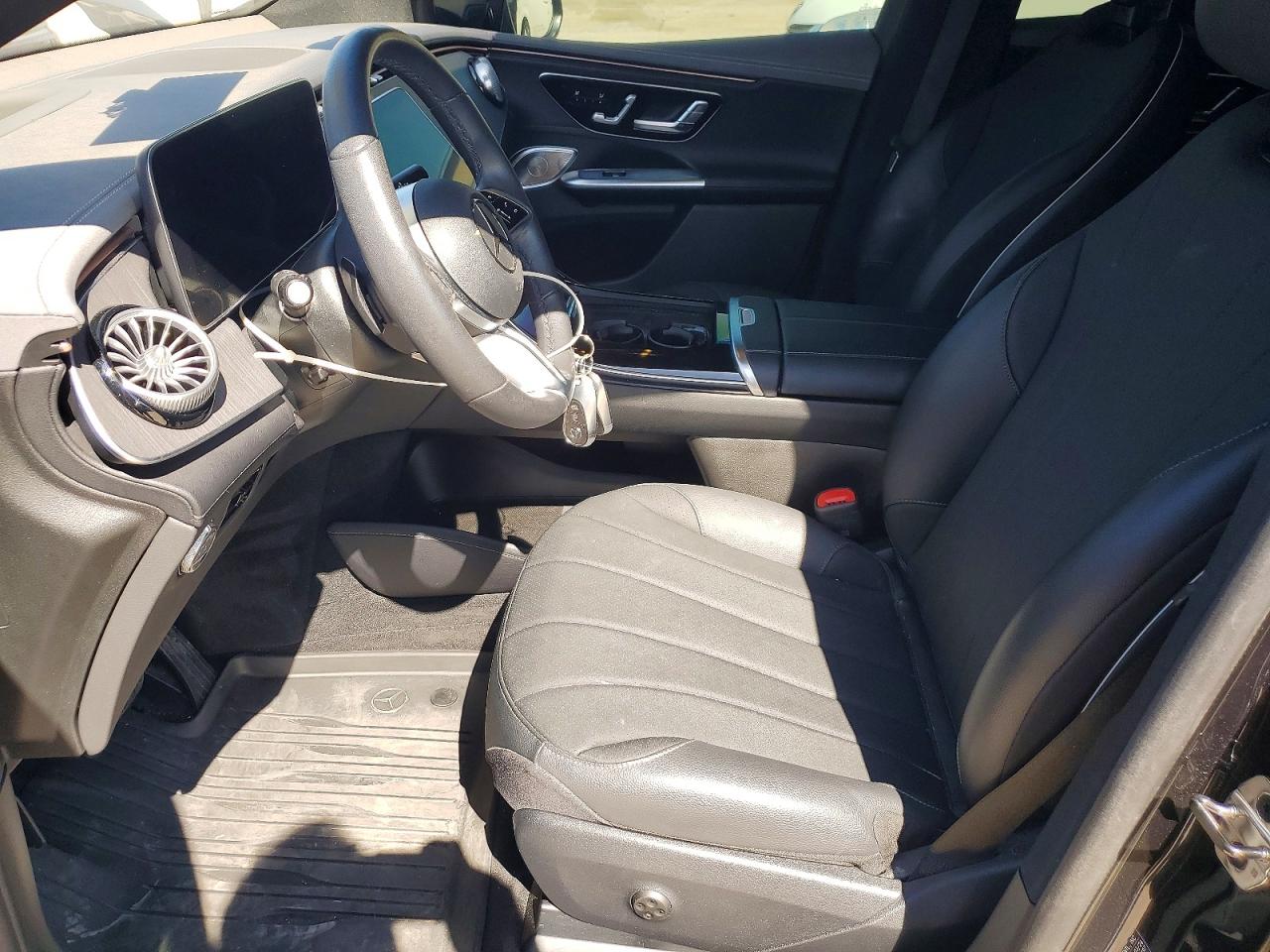 Mercedes-Benz EQE 350 4matic