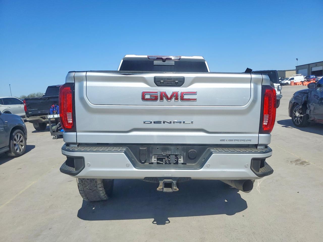 GMC Sierra K2500 Denali