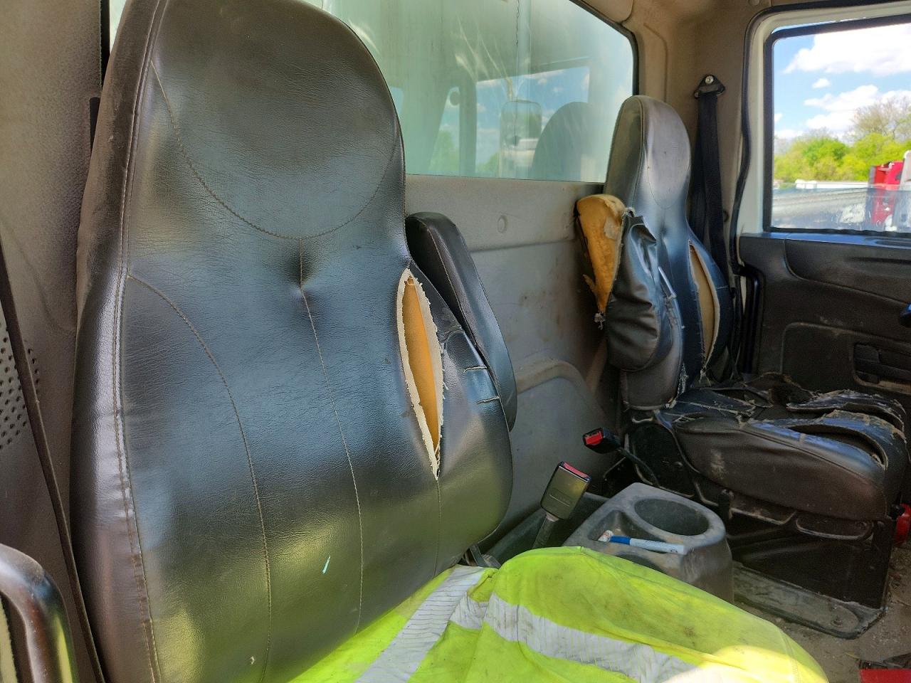 International 4400