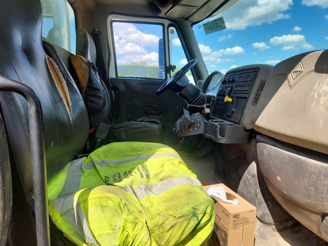 International 4400