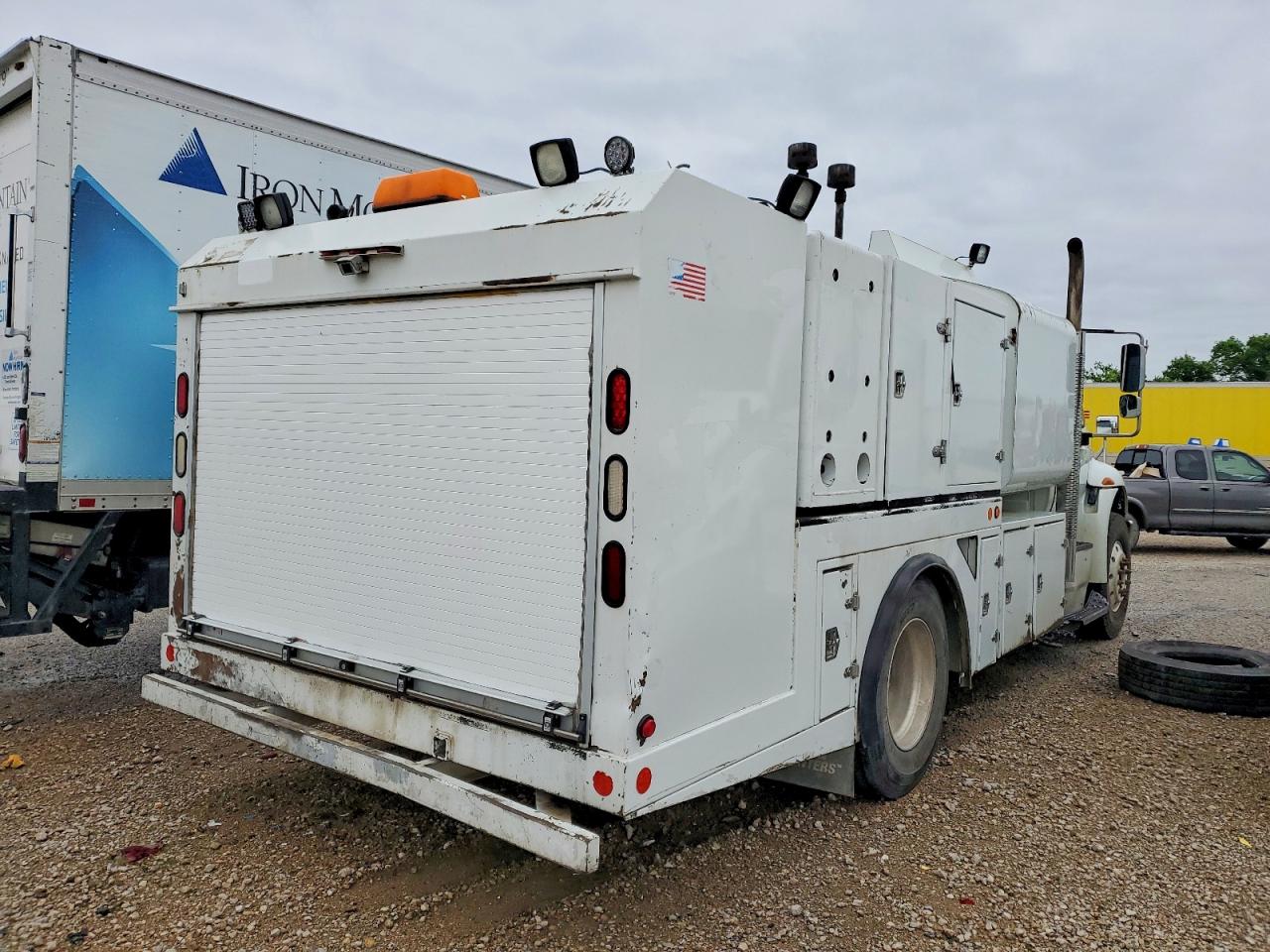 International 4400