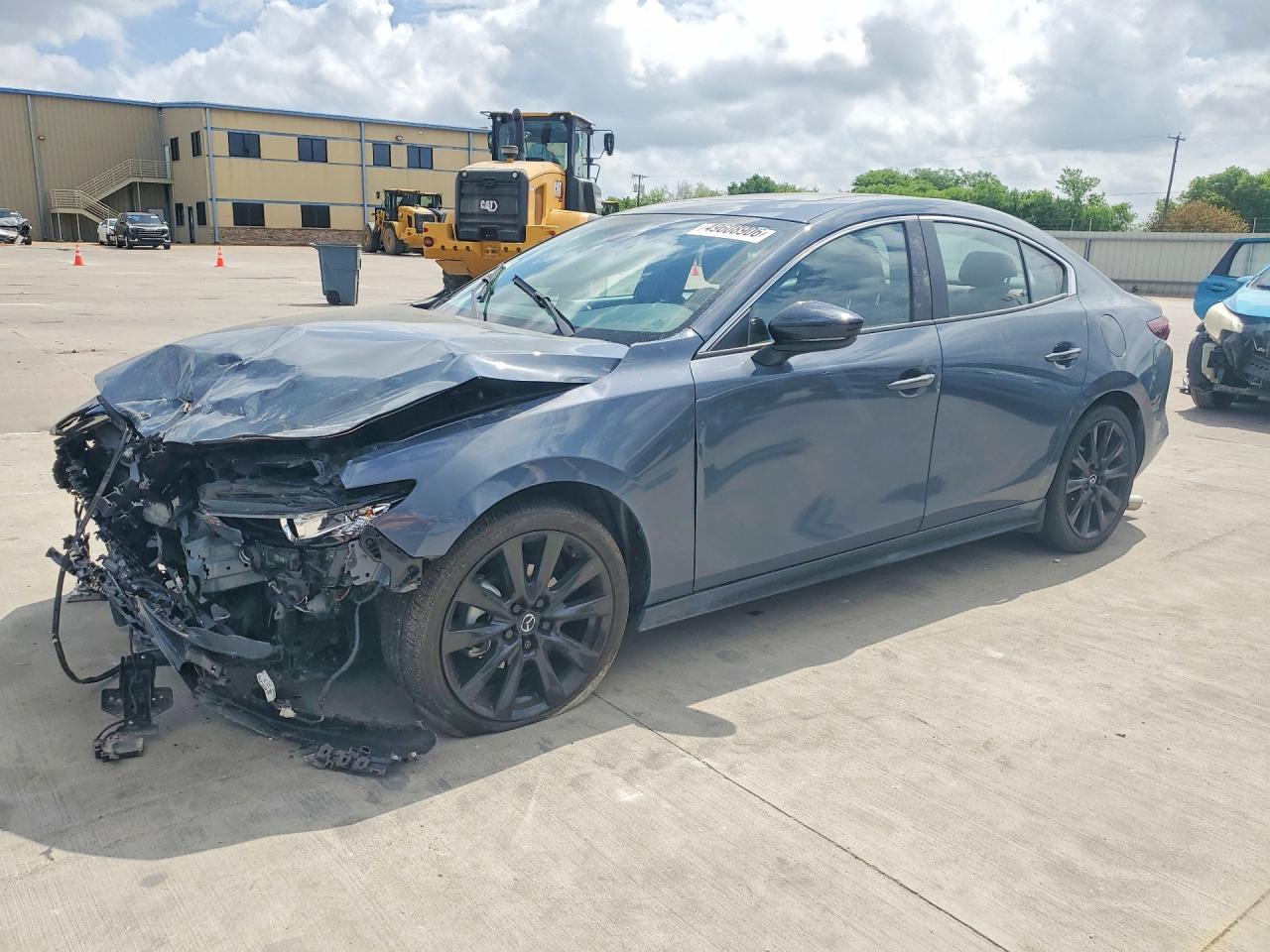 Salvage Mazda 3 Image