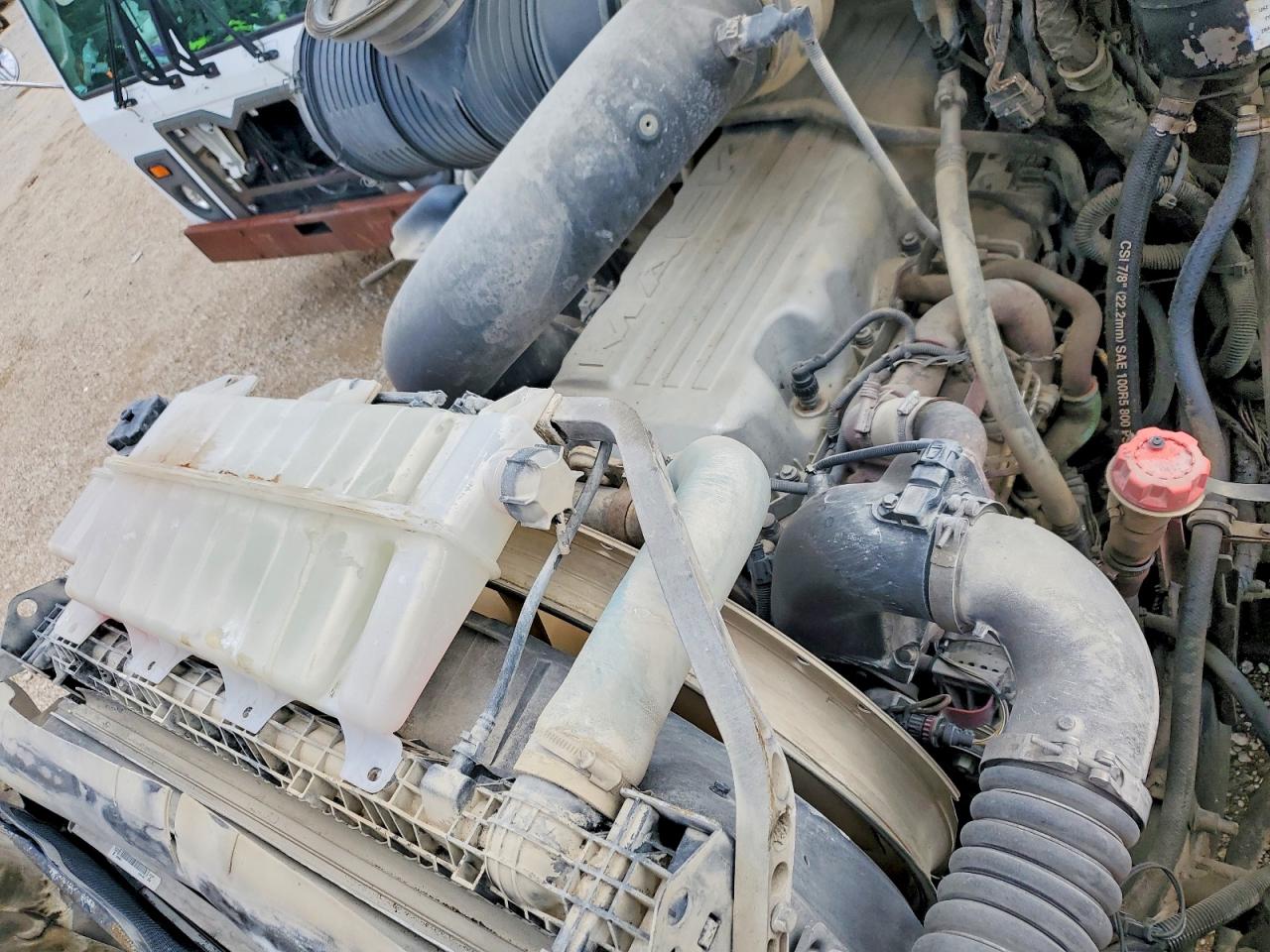Mack Gu800