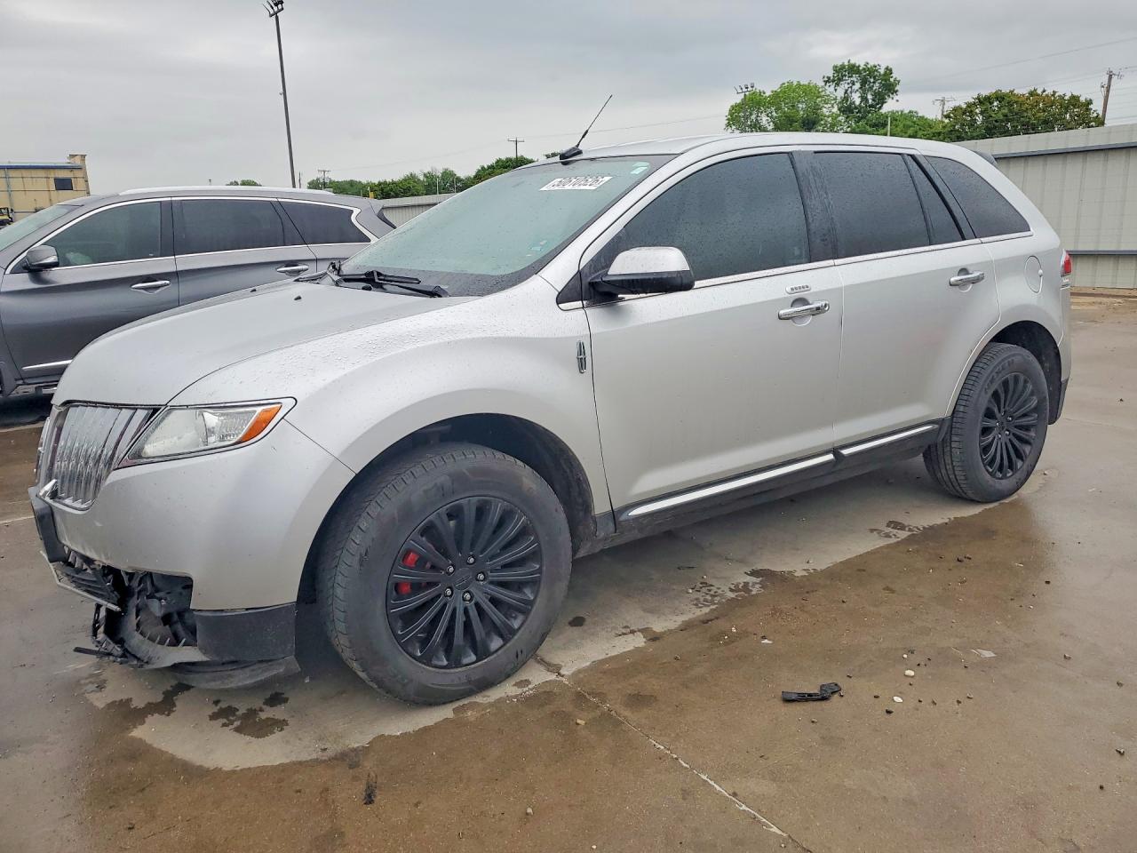 Salvage Lincoln MKX Image