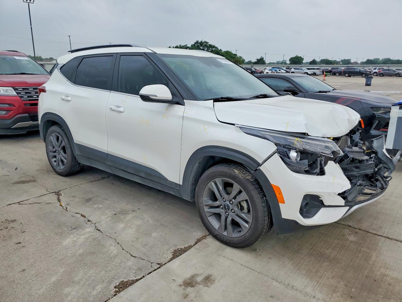 Kia Seltos S