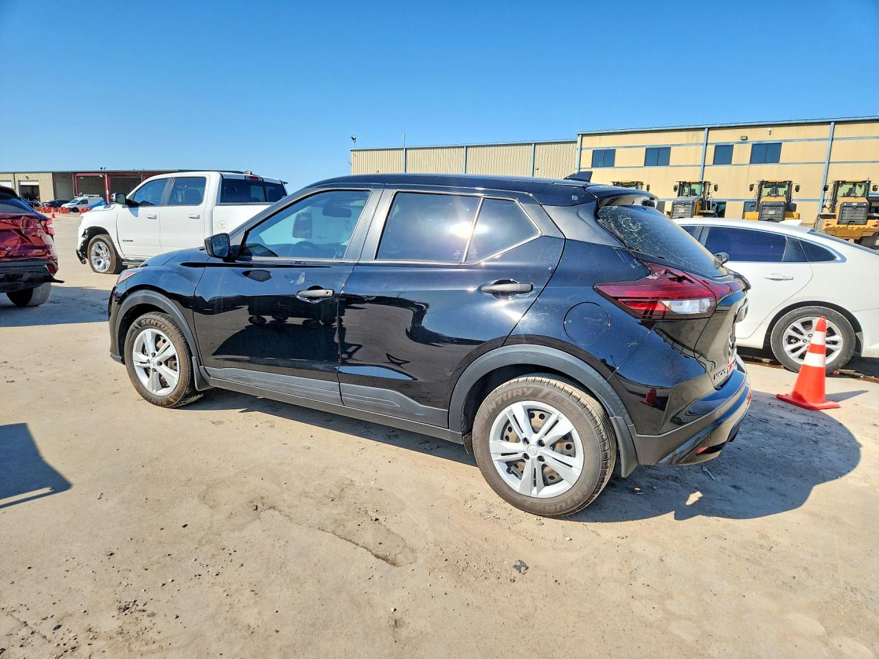 Nissan Kicks S