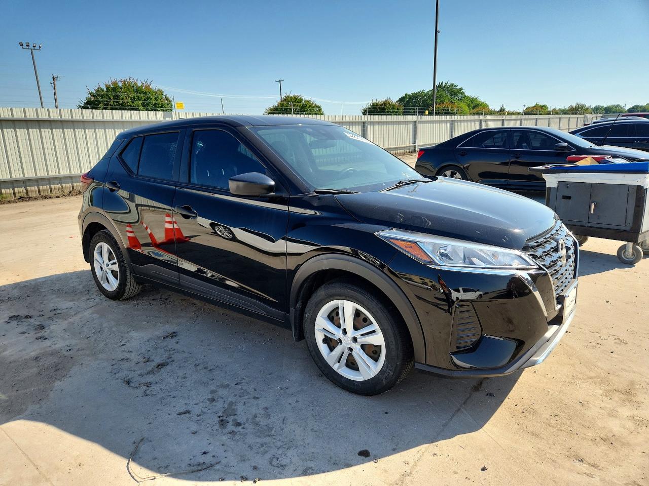 Nissan Kicks S