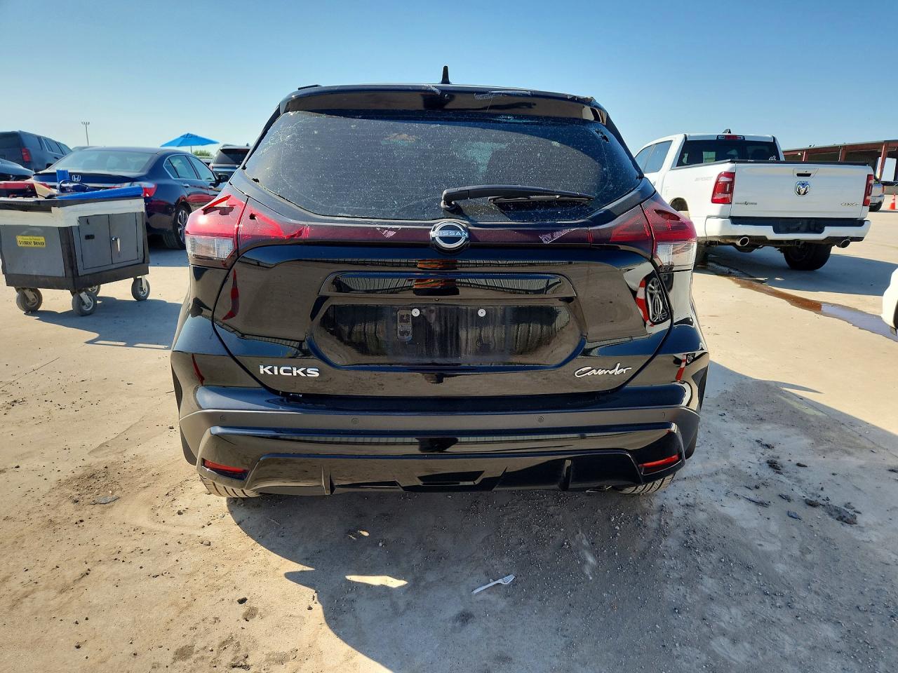 Nissan Kicks S