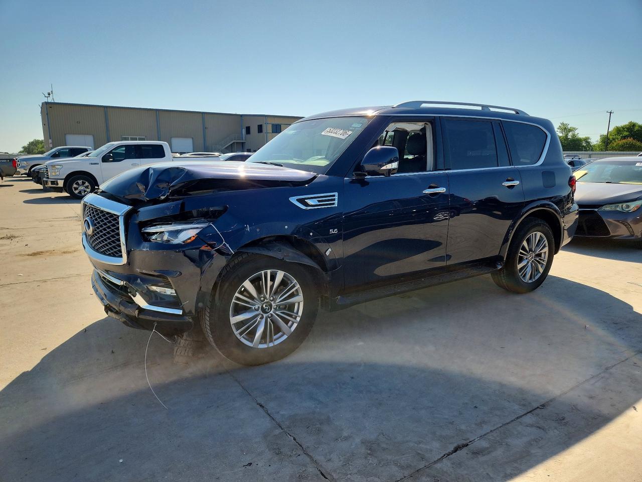 Salvage INFINITI Qx Image