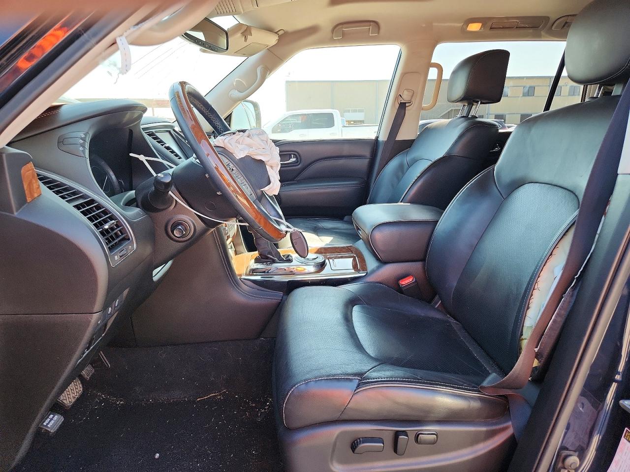INFINITI Qx Base