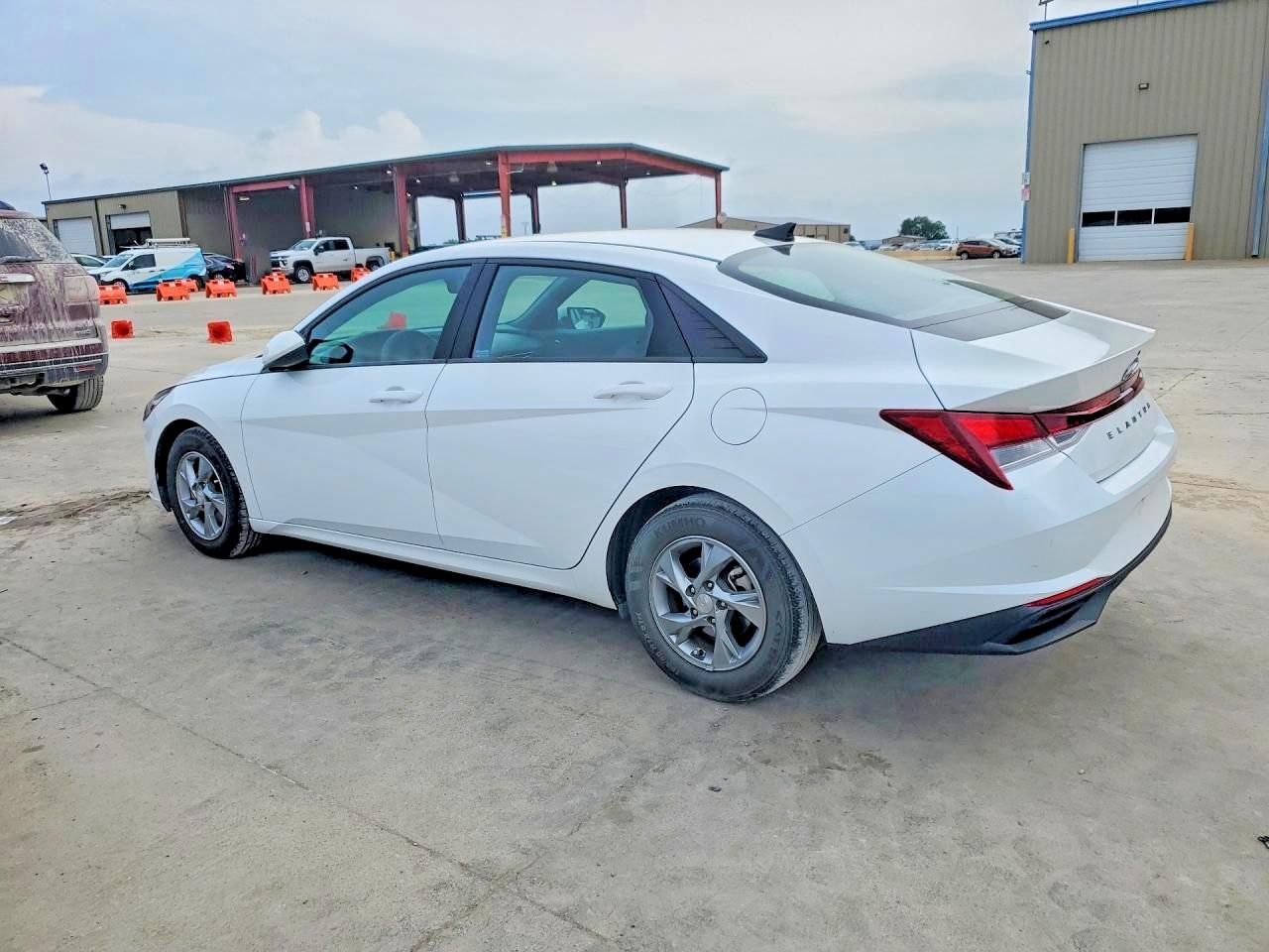 Hyundai ELANTRA Se