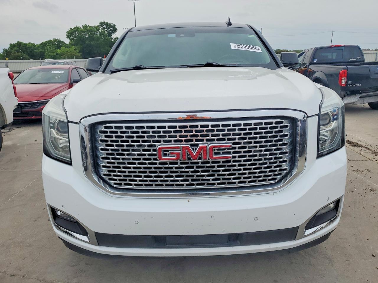 GMC Yukon Denali