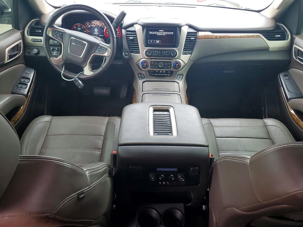 GMC Yukon Denali