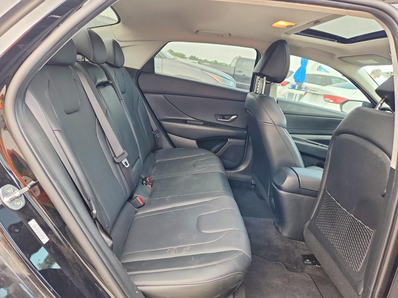 Hyundai ELANTRA Limited