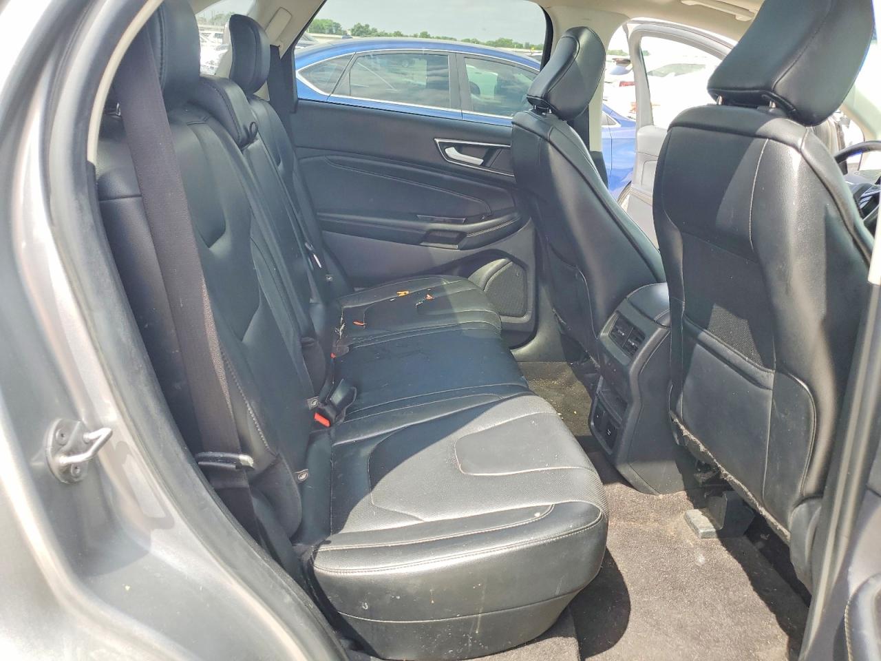 Ford Edge Titanium