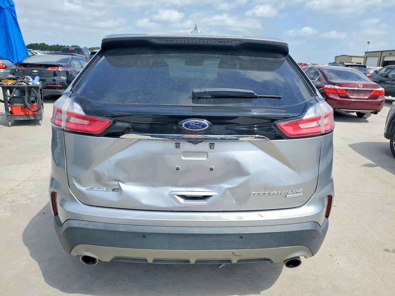 Ford Edge Titanium
