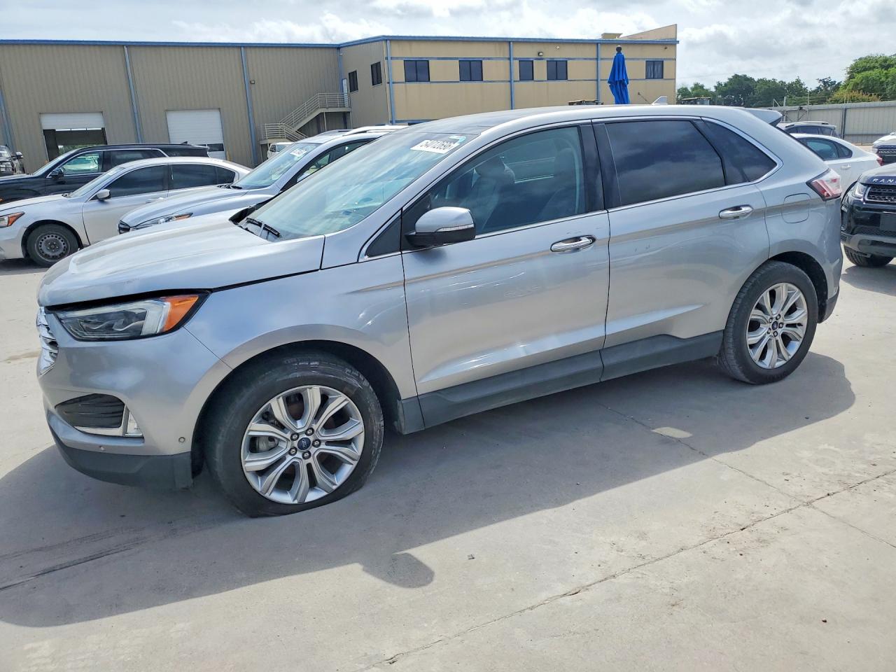 Salvage Ford Edge Image