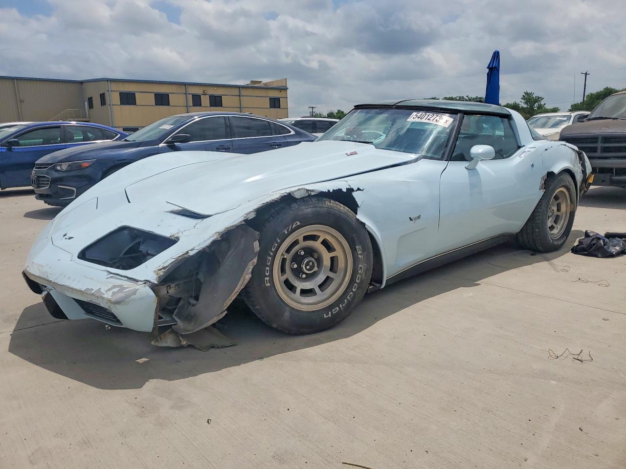 Salvage Chevrolet Corvette Image