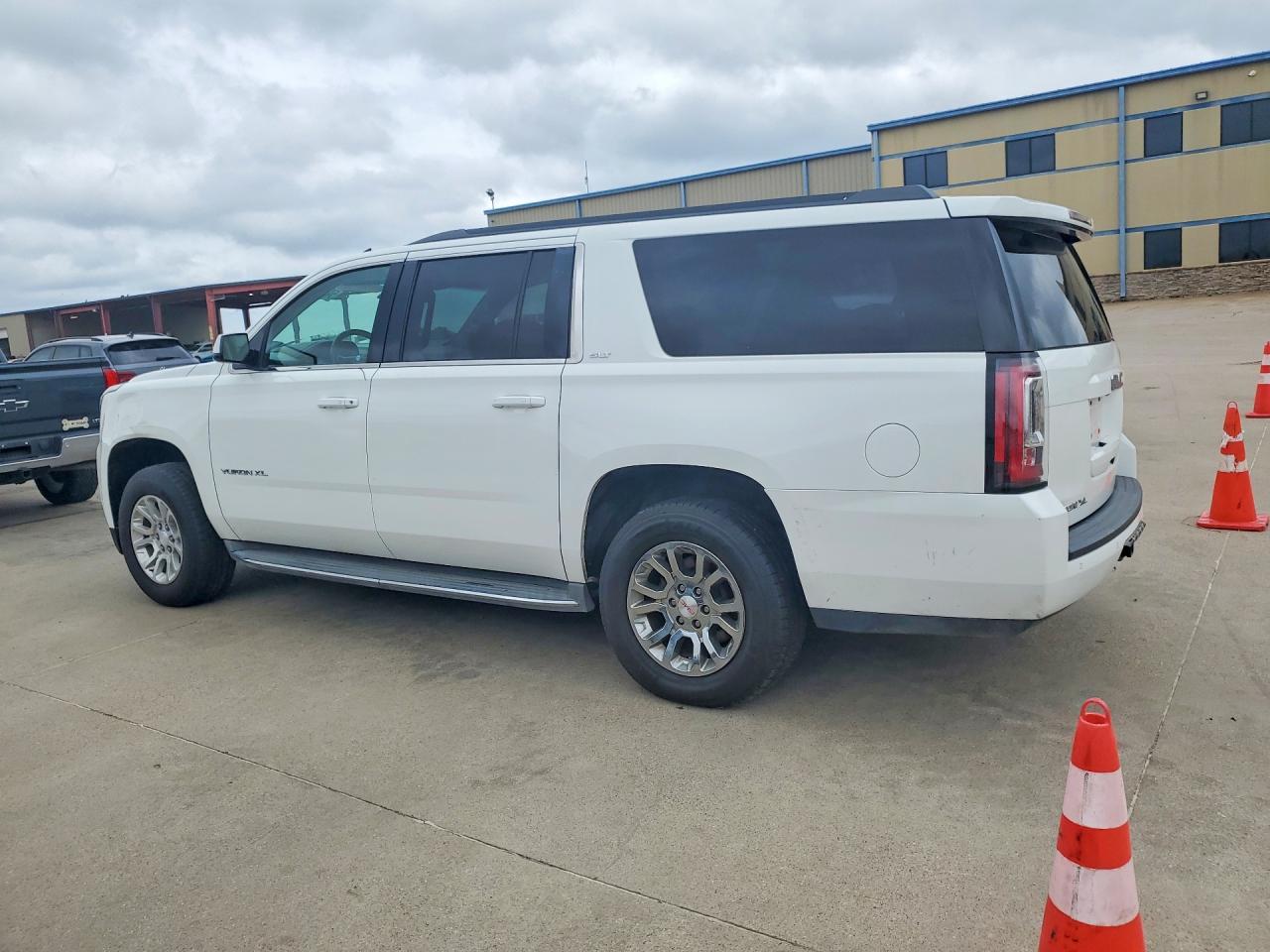 GMC Yukon K1500 Slt