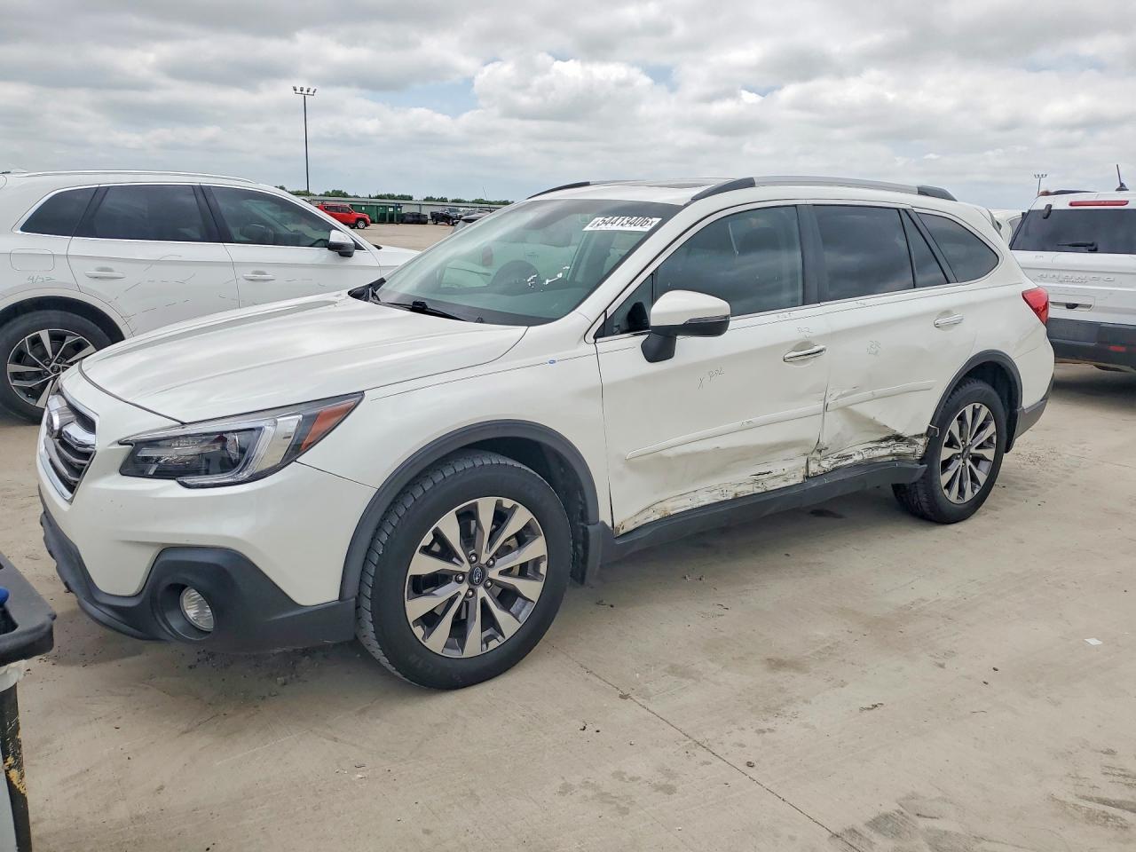 Salvage Subaru Outback Image