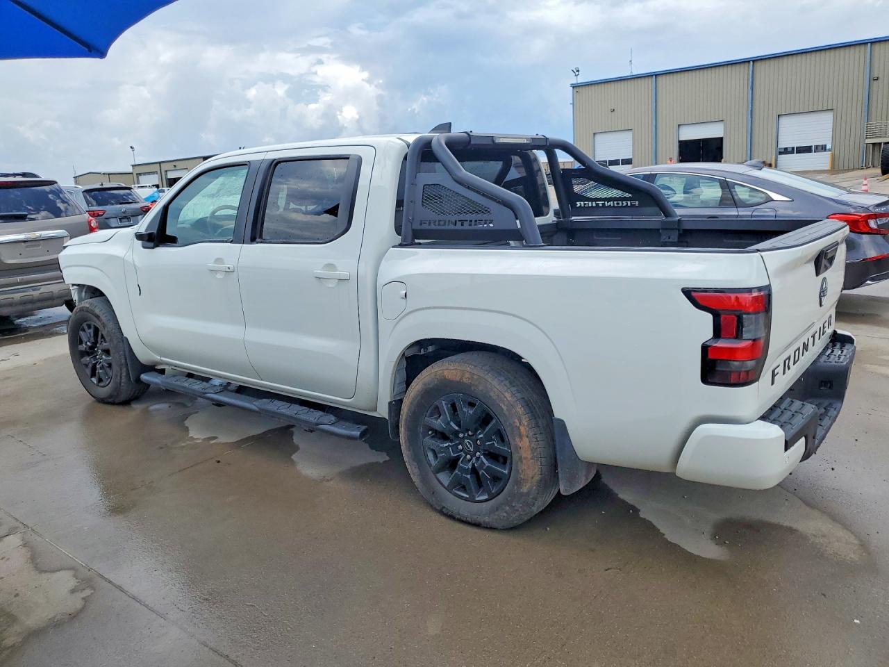 Nissan Frontier Sv